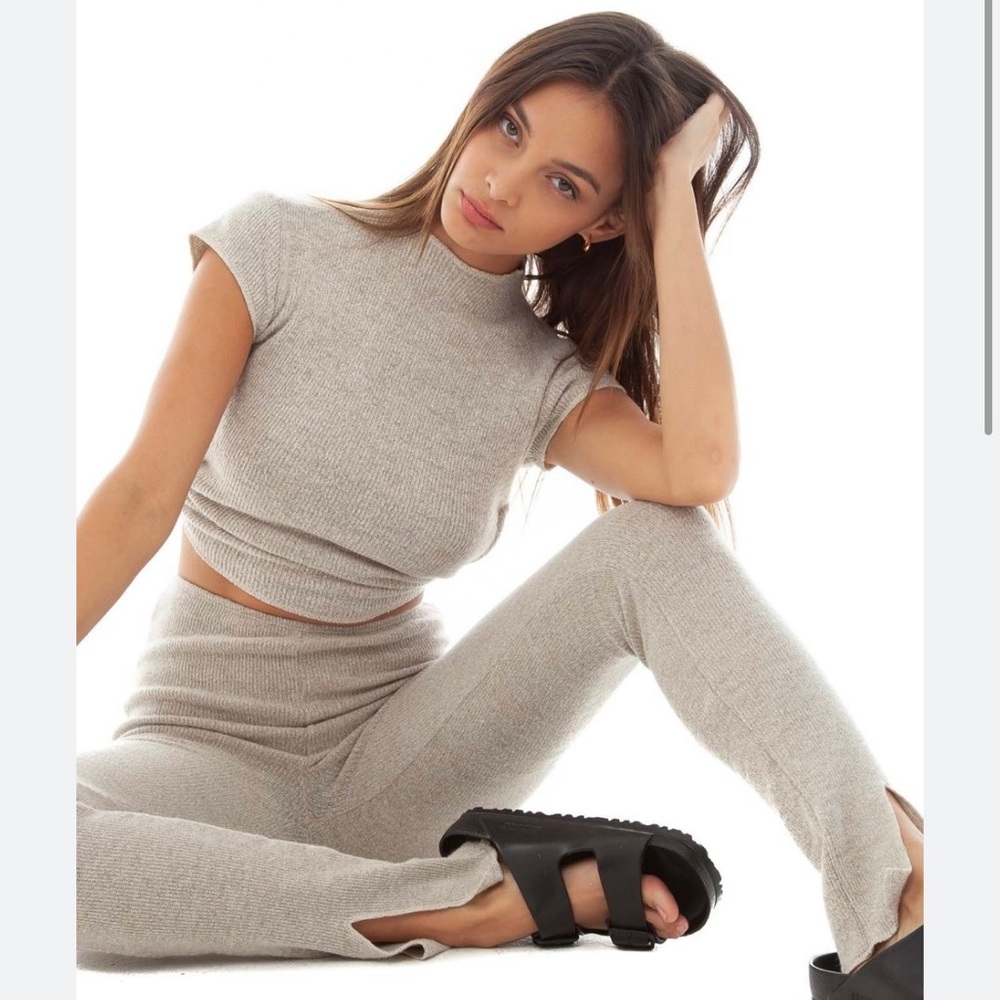 Are You Am I AYAI Sarei Knit Set - Cropped Sweater and Leggings XS